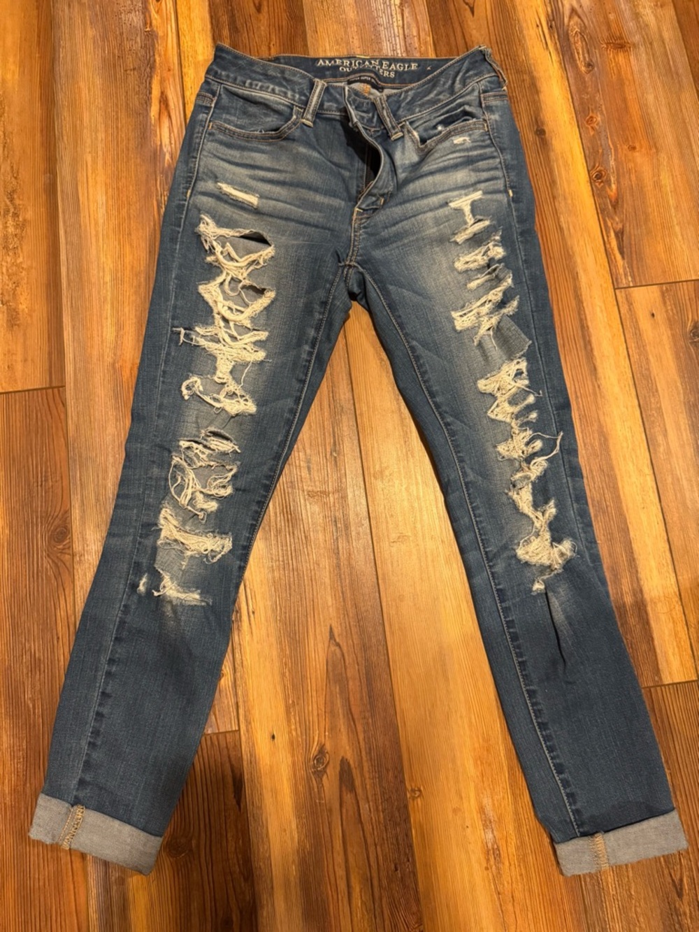 American Eagle Outfitters Distressed Jeggings in Blue Wash